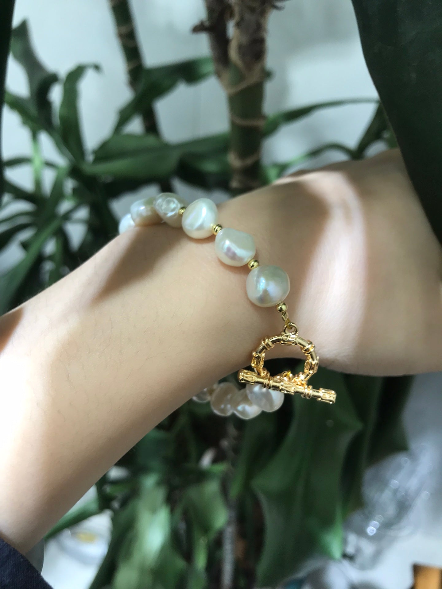 Baroque Pearl Bracelet
