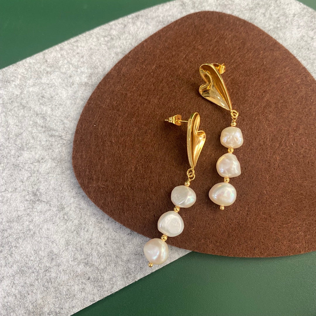 Pearl Earing