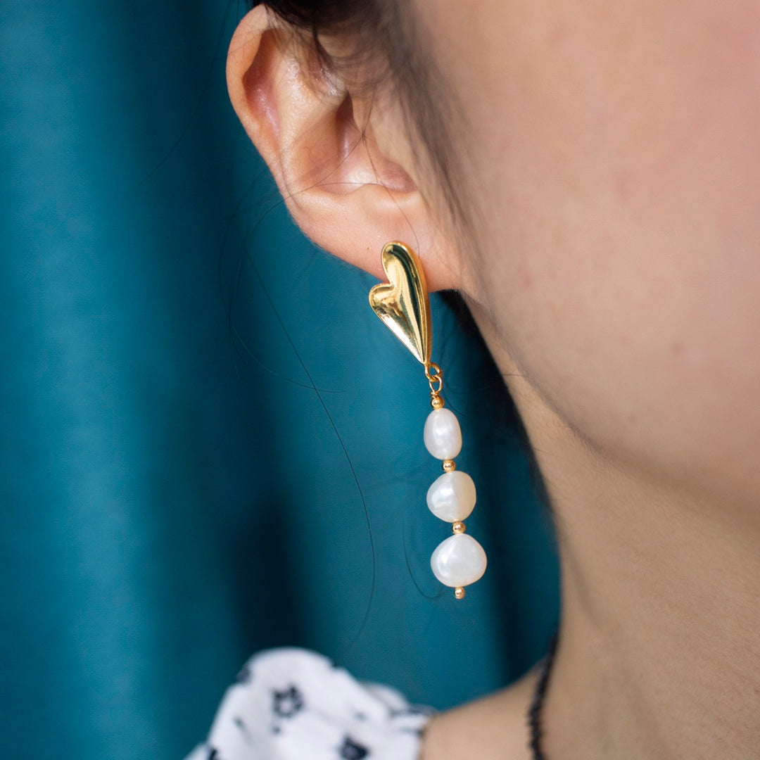 Pearl Earing