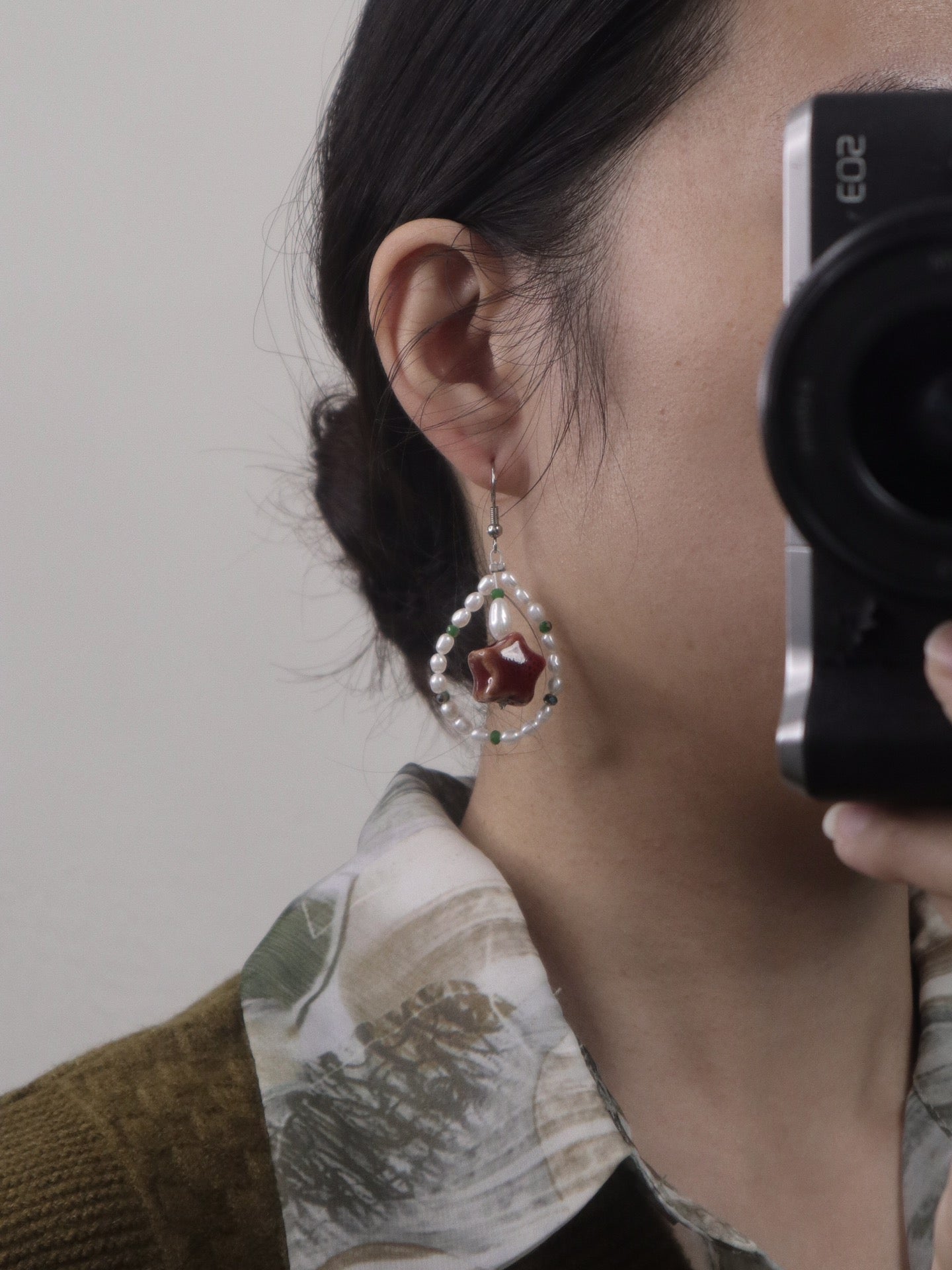 Pentacle Pearl earing